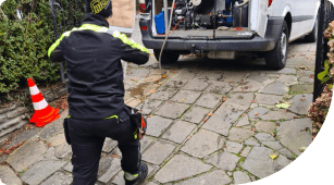 Loodgieter aan het werk